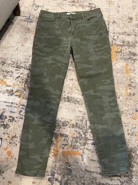 Sanctuary Olive Green Camo Skinny Jeans